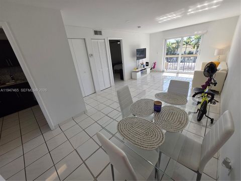 1612 Jefferson Ave PH02 Miami Beach FL 33139