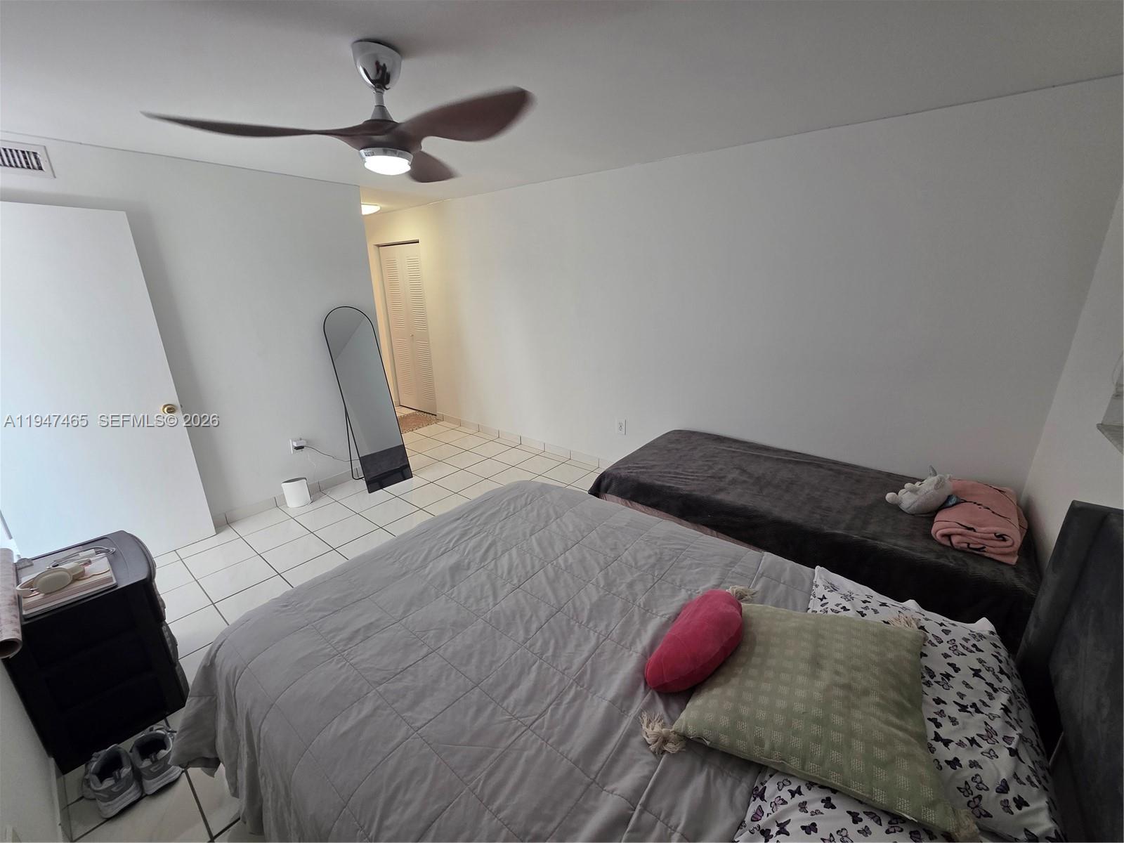 JEFFERSON PLAZA CONDO - Residential Lease