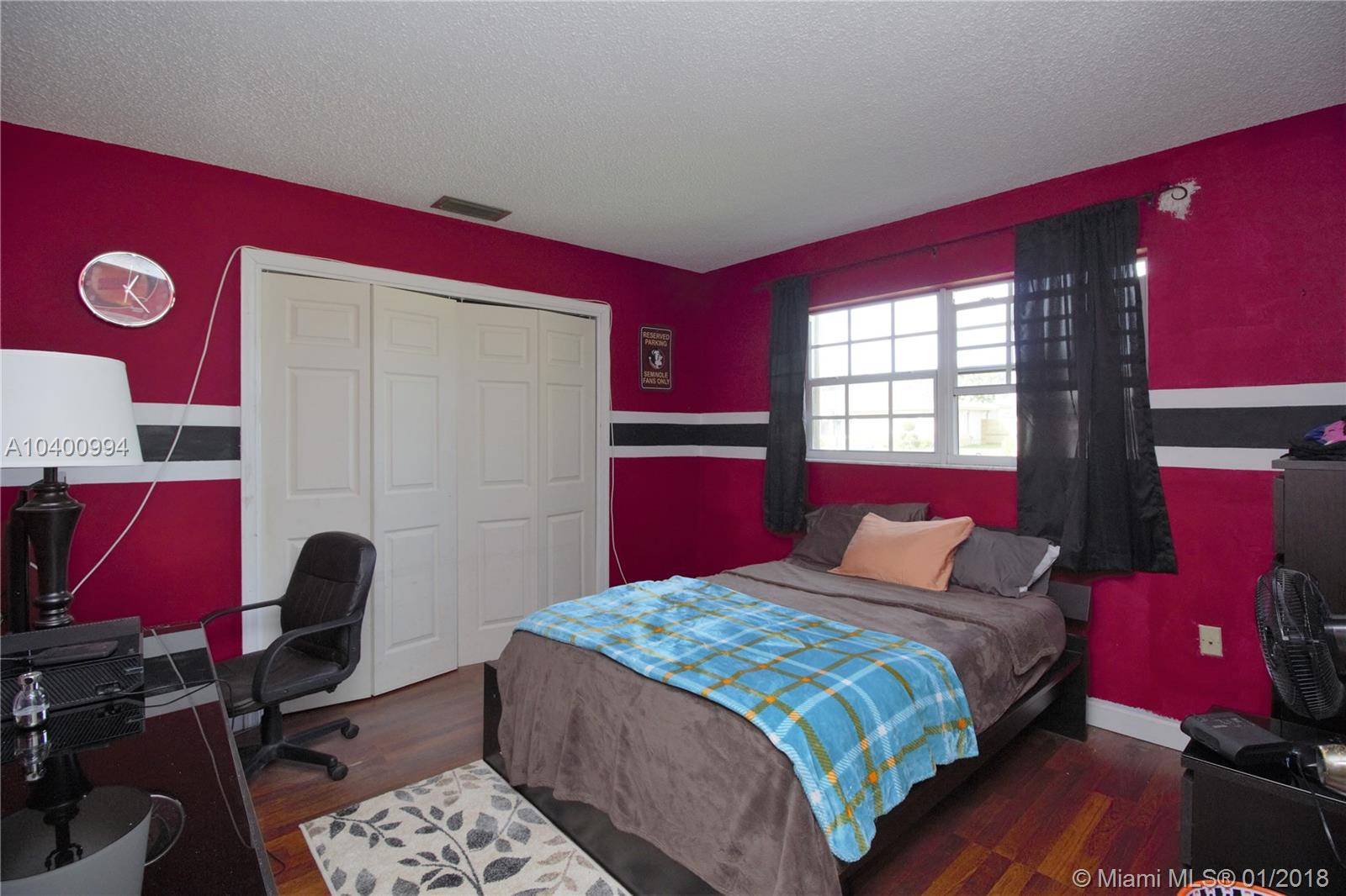 ARROWHEAD COUNTRY HOMES S - Residential