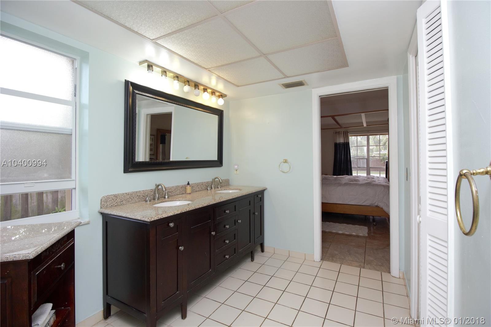 ARROWHEAD COUNTRY HOMES S - Residential