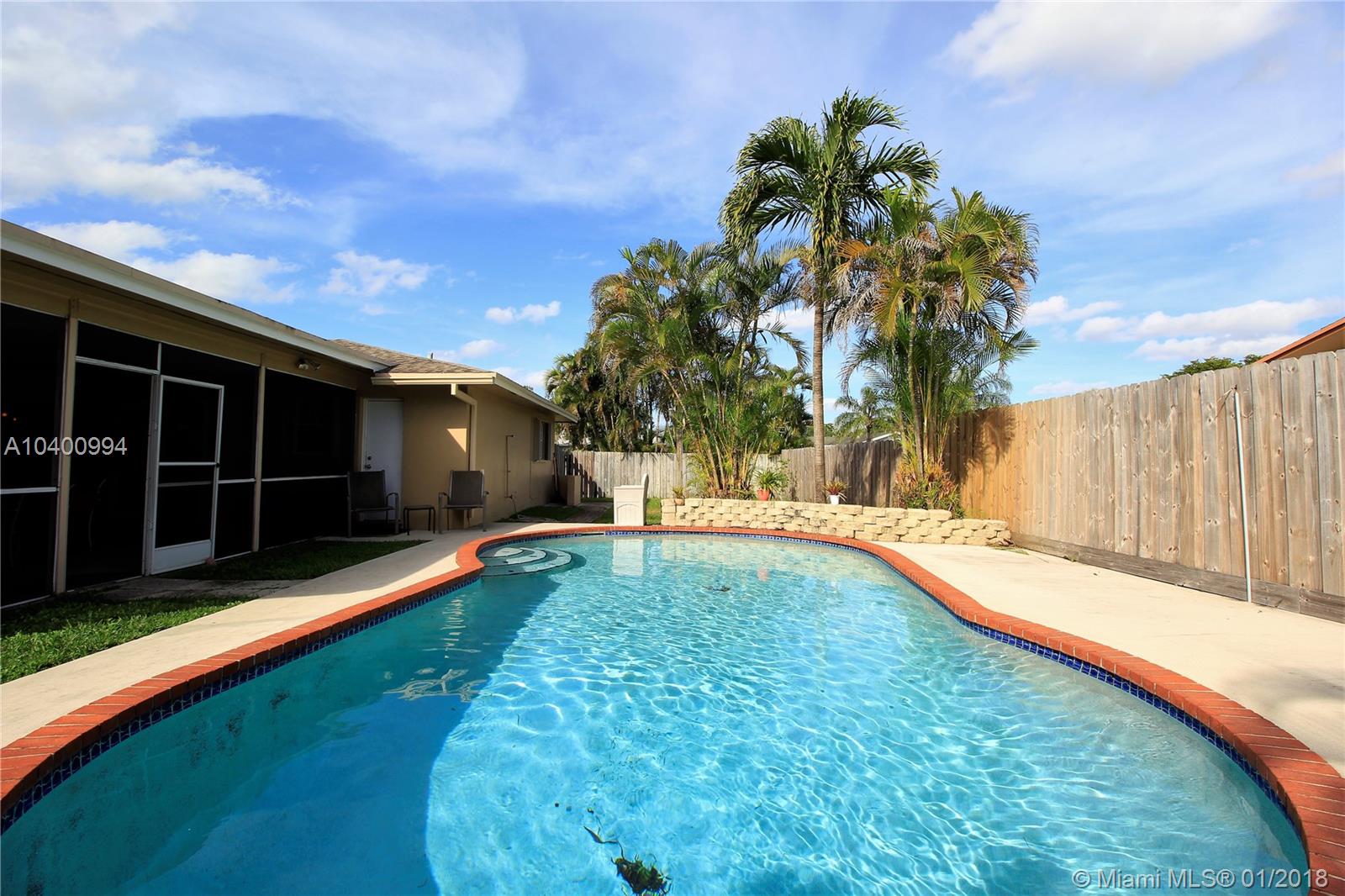 ARROWHEAD COUNTRY HOMES S - Residential