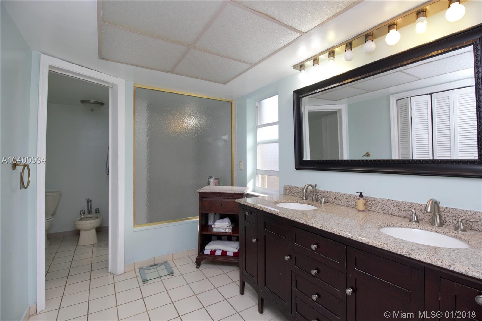 ARROWHEAD COUNTRY HOMES S - Residential