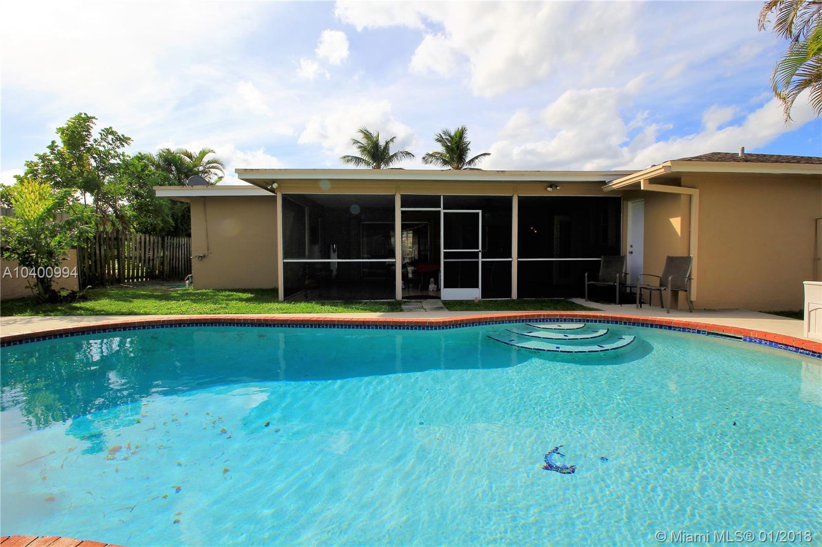 ARROWHEAD COUNTRY HOMES S - Residential