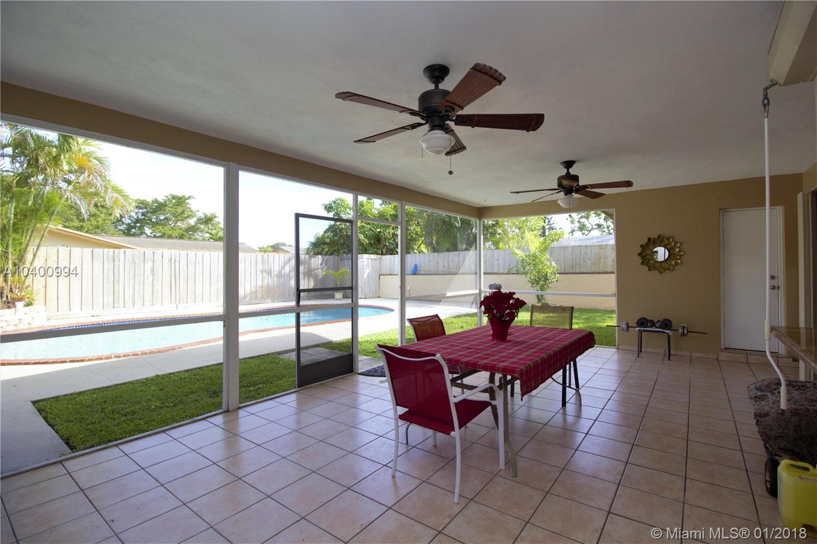 ARROWHEAD COUNTRY HOMES S - Residential