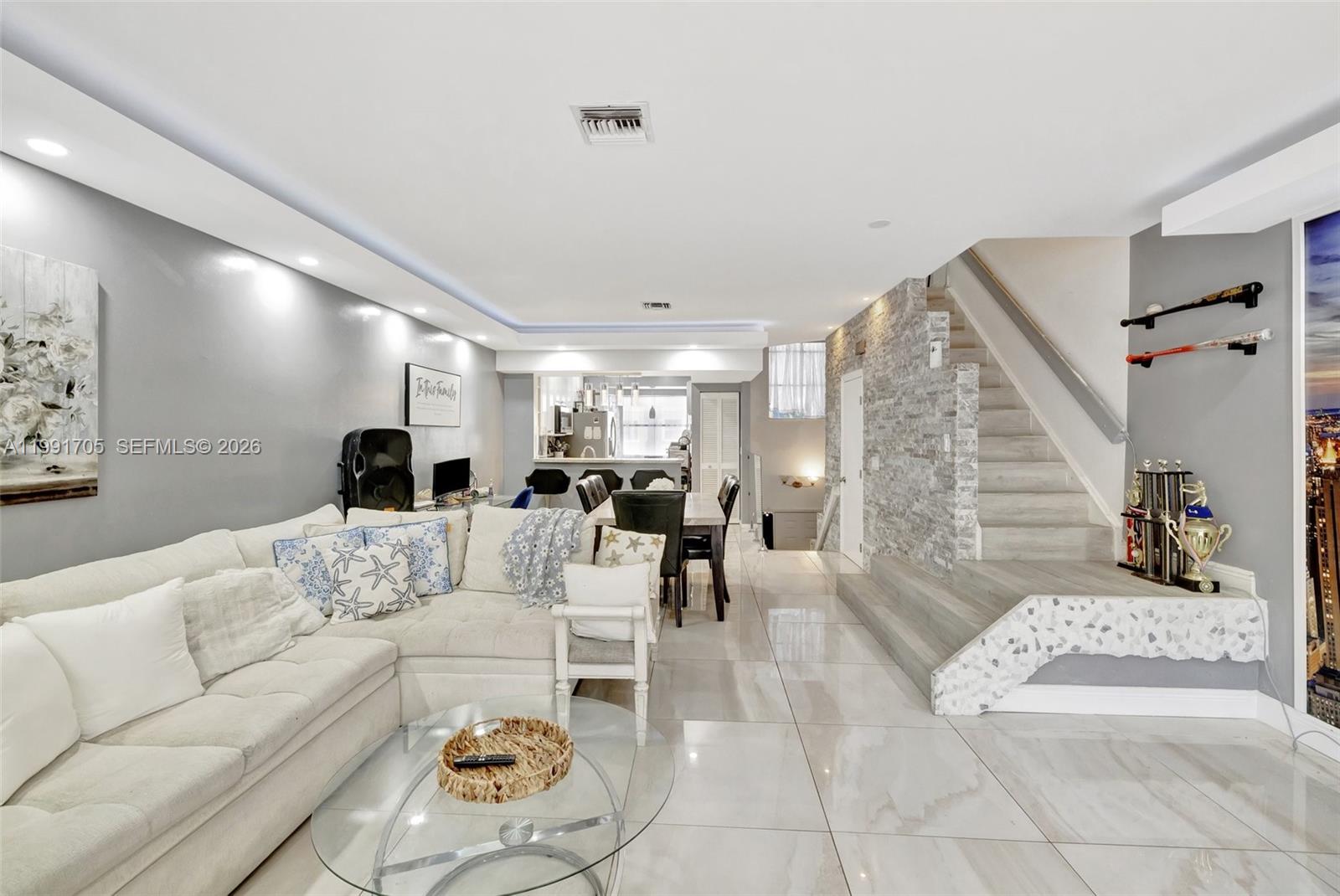 SAVANNAH PLAT 3 - Residential