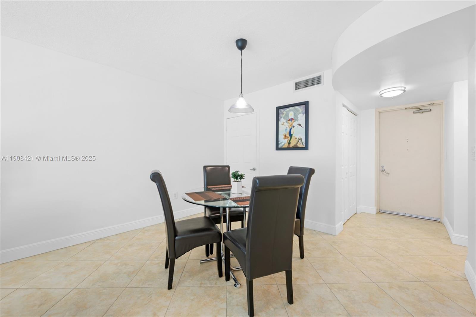 SURFSIDE PALMS CONDO - Residential Lease