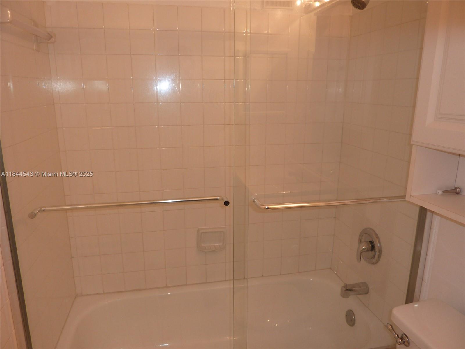 GABLES POINT II CONDO - Residential Lease