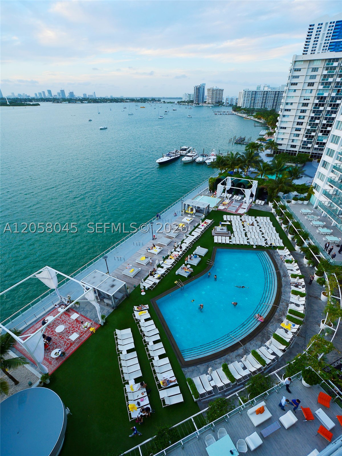 1100 West Ave 1016
