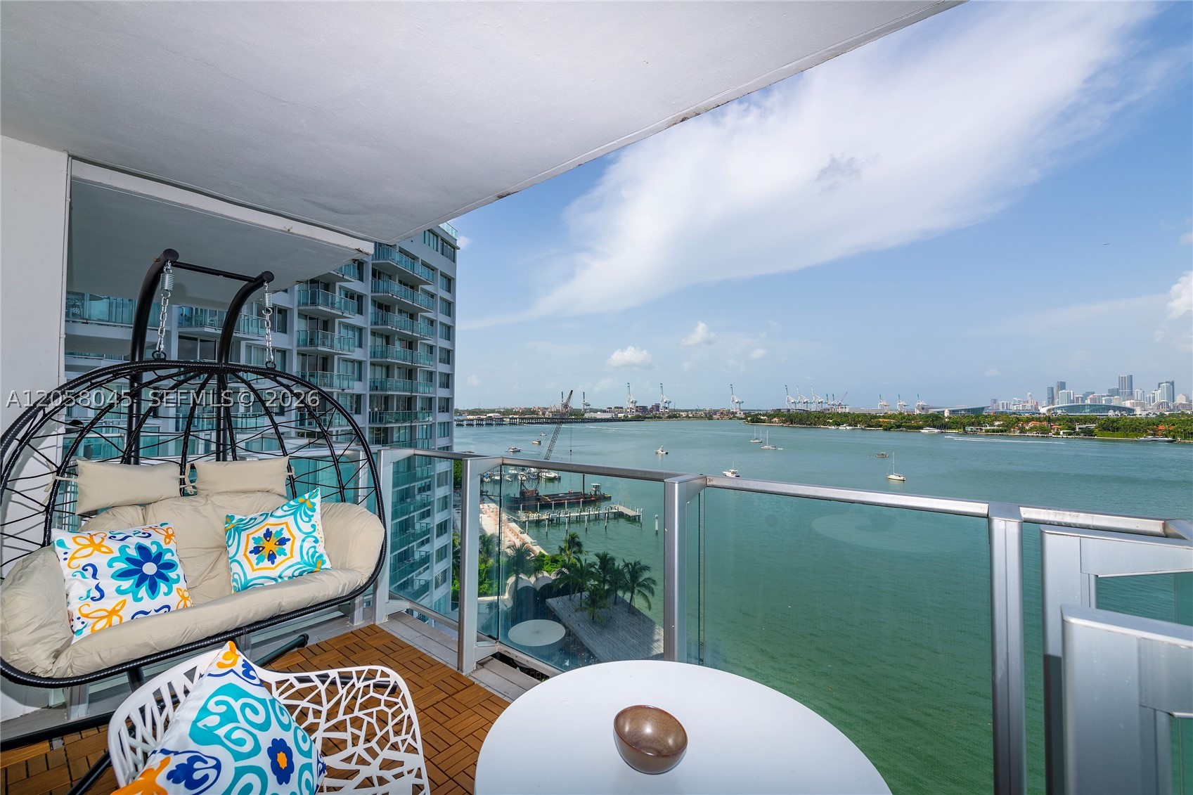 1100 West Ave 1016