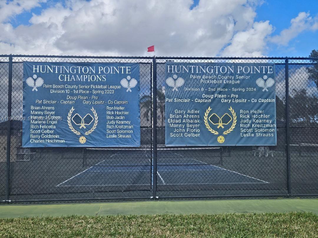 HUNTINGTON POINTE - Residential