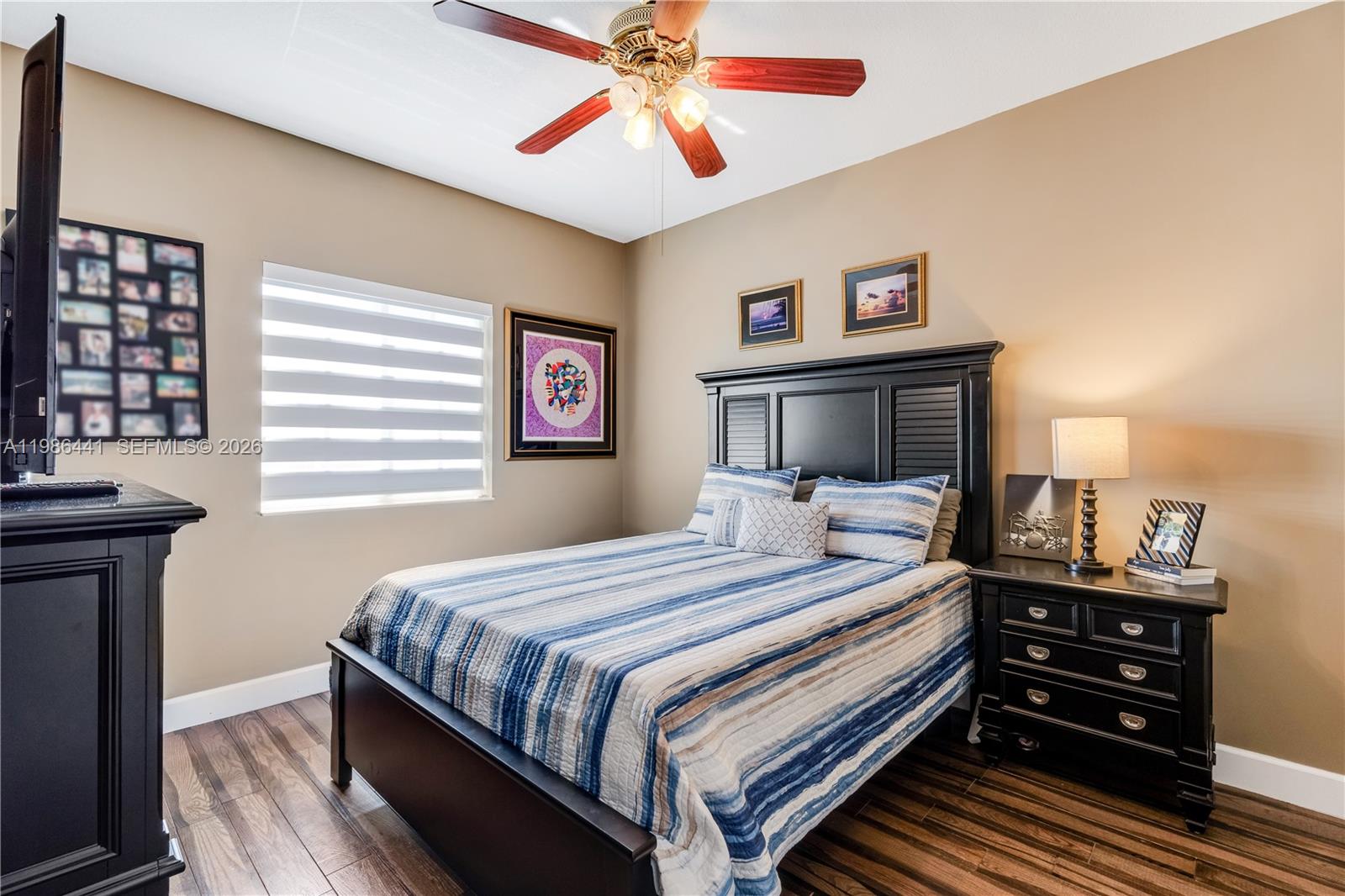 FLORIDIAN BAY ESTATES - Residential