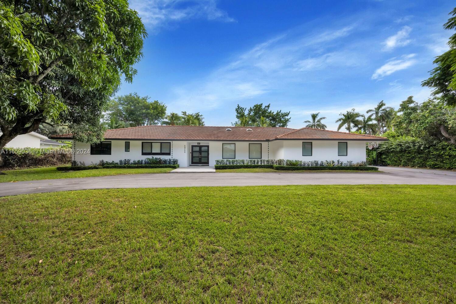 6860 SW 99th Ter