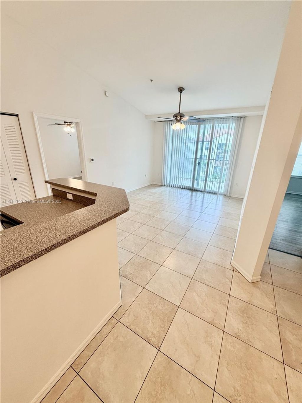 Photo of 1122 Villa Ln #1122, Boynton Beach, FL 33435 (MLS # A11911309)