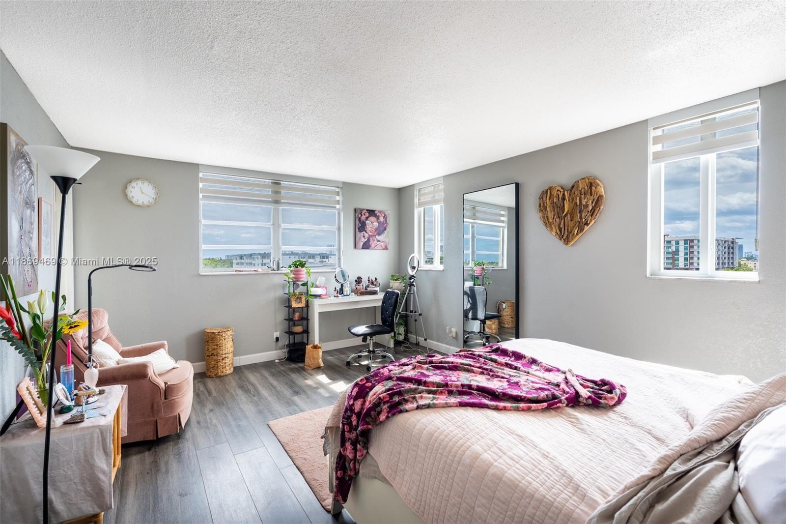 TELSTAR - Residential