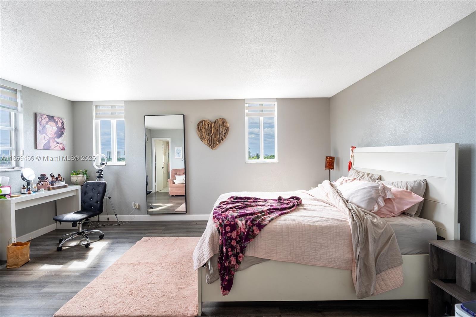 TELSTAR - Residential