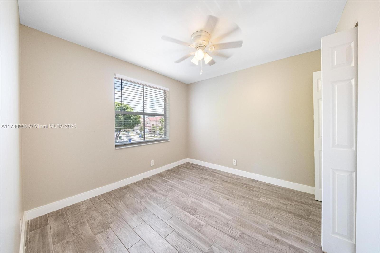 CORAL BAY REPLAT SECTION - Residential