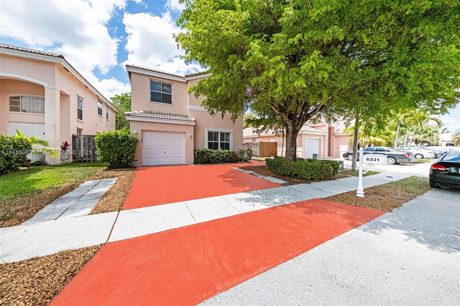 CORAL BAY REPLAT SECTION - Residential