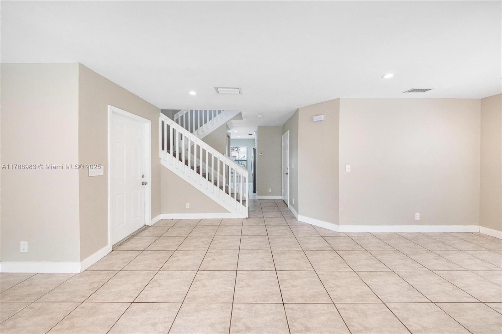 CORAL BAY REPLAT SECTION - Residential