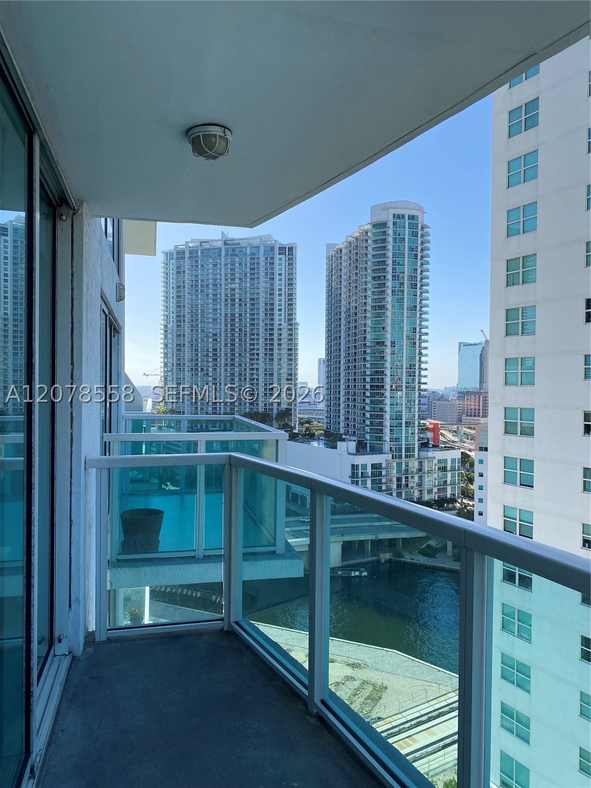 41 SE 5th St 1109