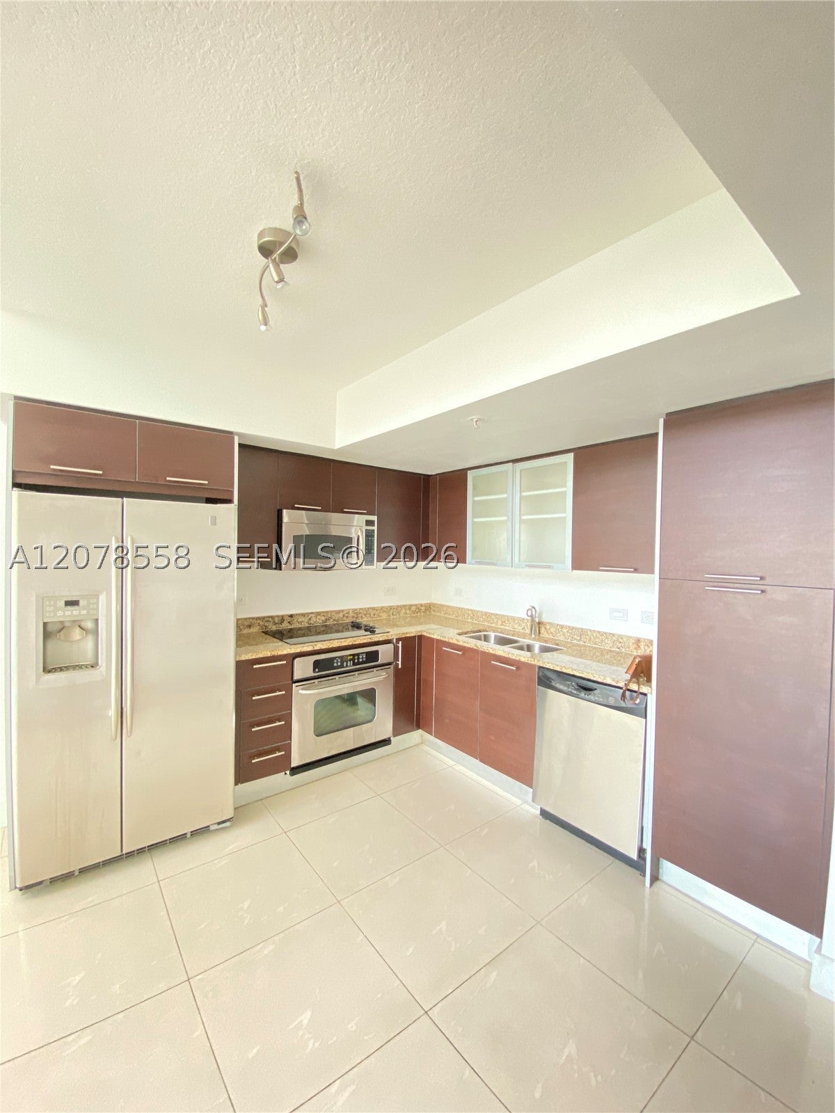 41 SE 5th St 1109