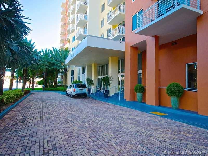 VENTURE AT AVENTURA EAST - Residential Lease