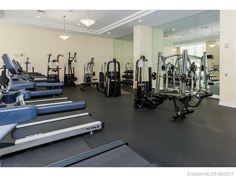 VENTURE AT AVENTURA EAST - Residential Lease