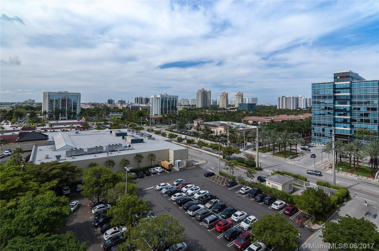 VENTURE AT AVENTURA EAST - Residential Lease