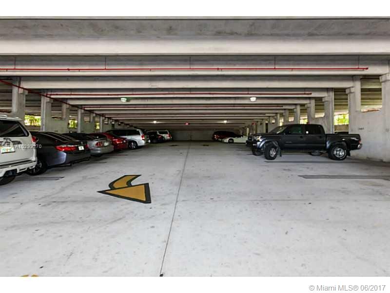 VENTURE AT AVENTURA EAST - Residential Lease