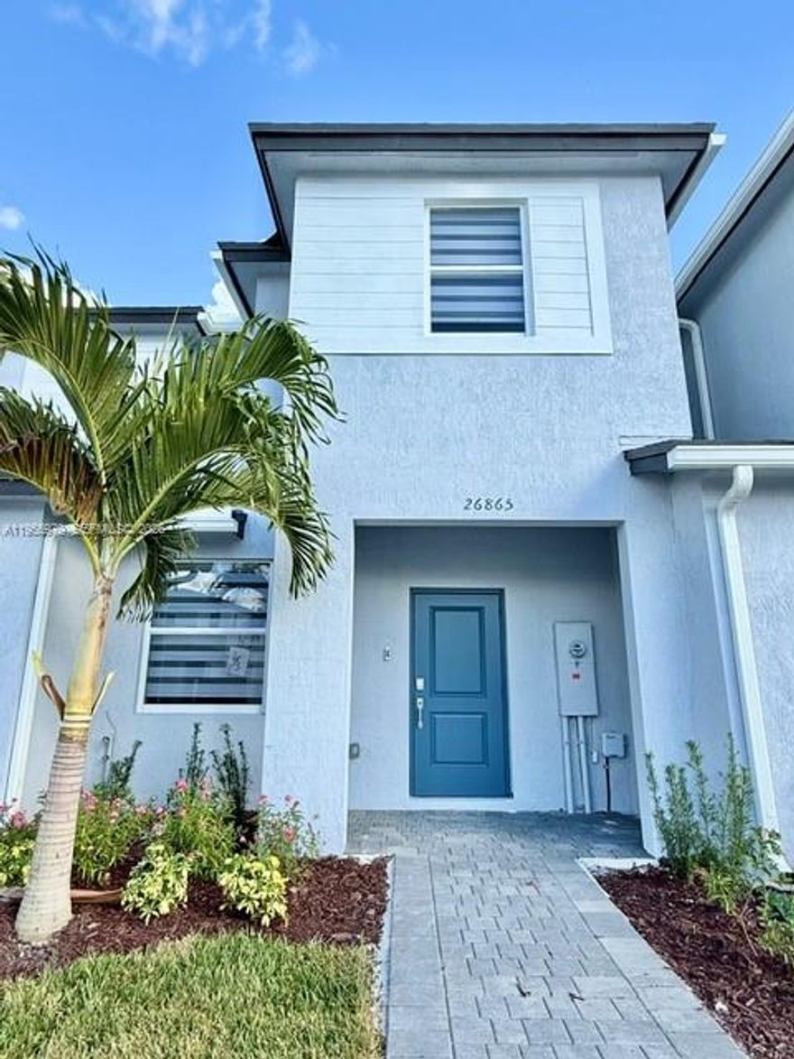 This Brand new two-story Thownhome 3 beds ,kitchen ,dinning area,  and 3hs from Lennar ,beautifull easy access ,fenced, patio .pets friendly community .
Excellent location near to Florida Turnpike ,South Command ,Veterants park ,Homestead attractions,shopping and quick accessto the  Florida Keys .Section 8 very welcome .
Agents see the brokers remarks