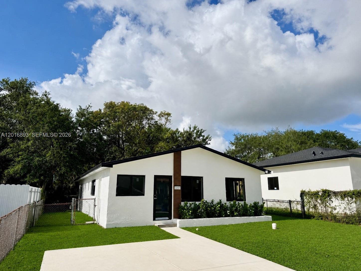 2250 NW 170th St