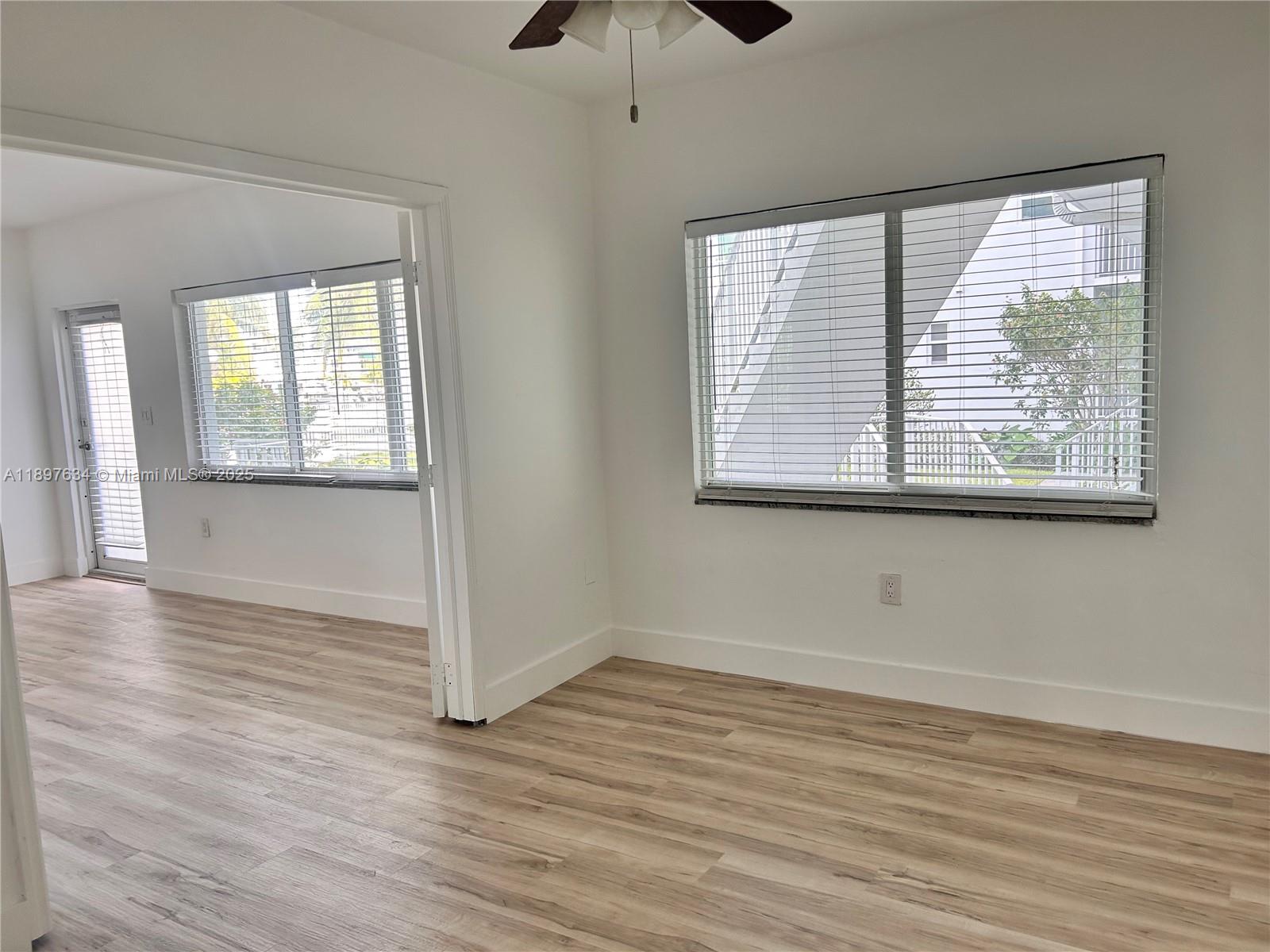 7207 Bay Dr
