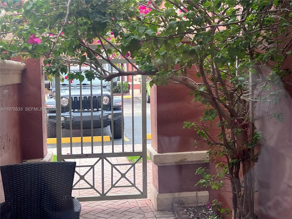 Photo of 6104 NW 114th Pl #213, Doral, FL 33178 (MLS # A11975533)