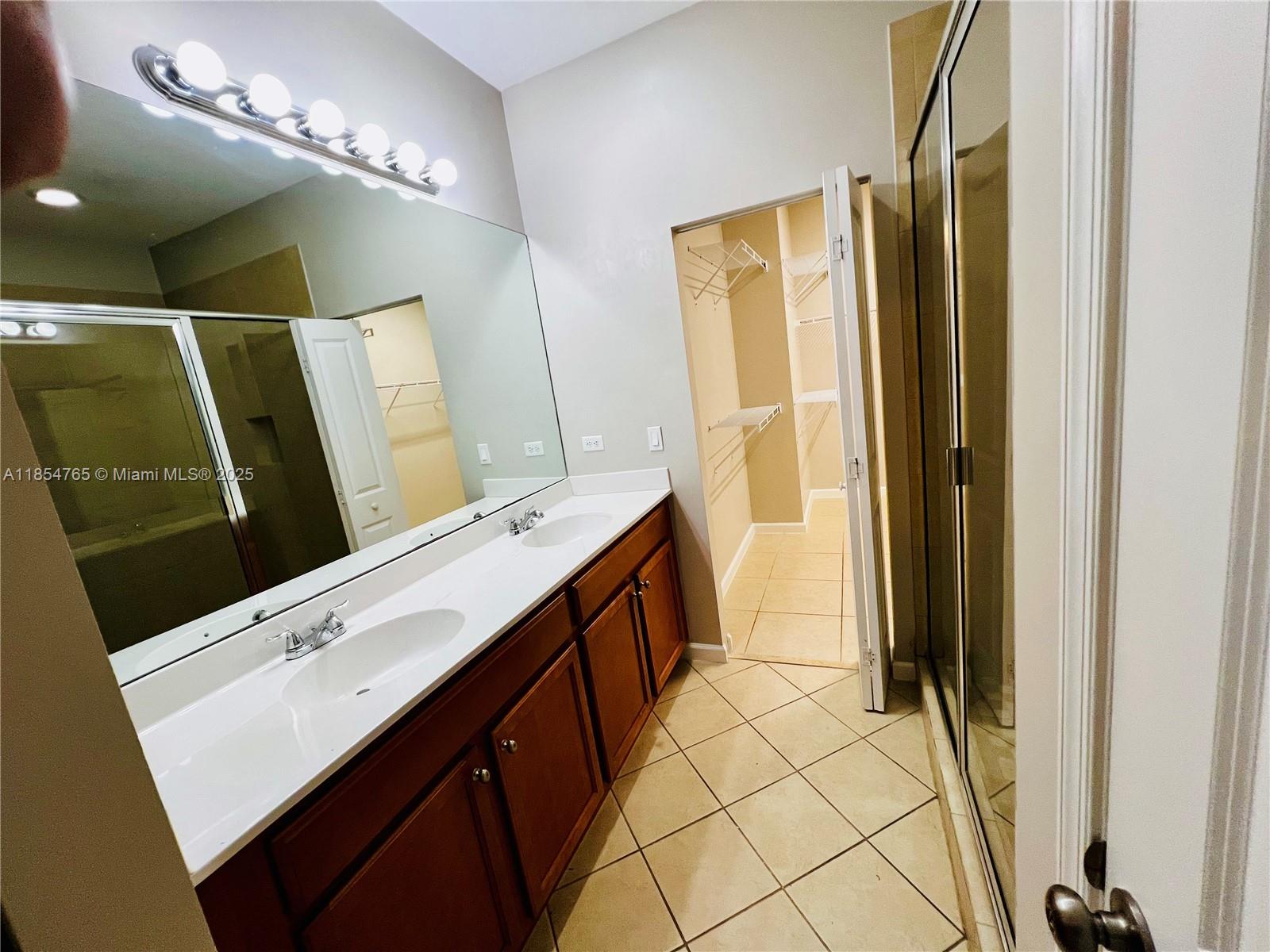 Cascada Isles - Residential