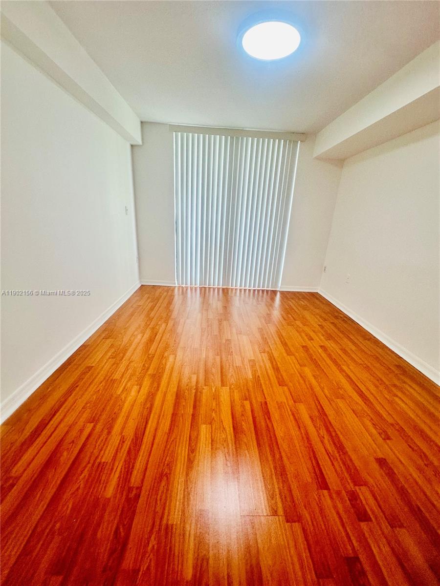 CORAL POINTE CONDO - Residential Lease