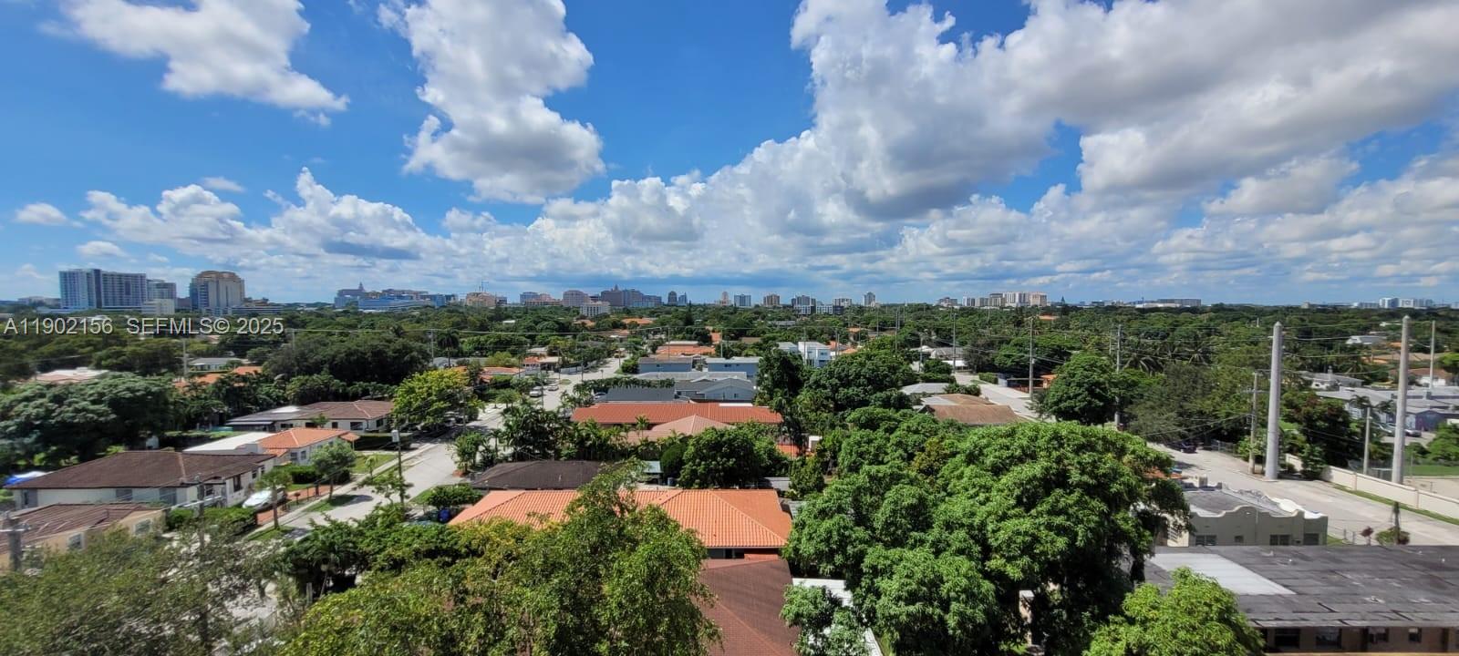 CORAL POINTE CONDO - Residential Lease