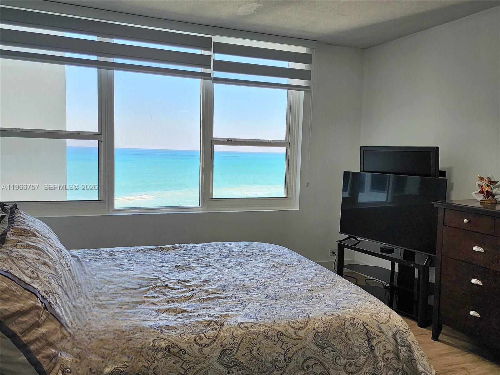 ALEXANDER TOWERS CONDO - Residential Lease