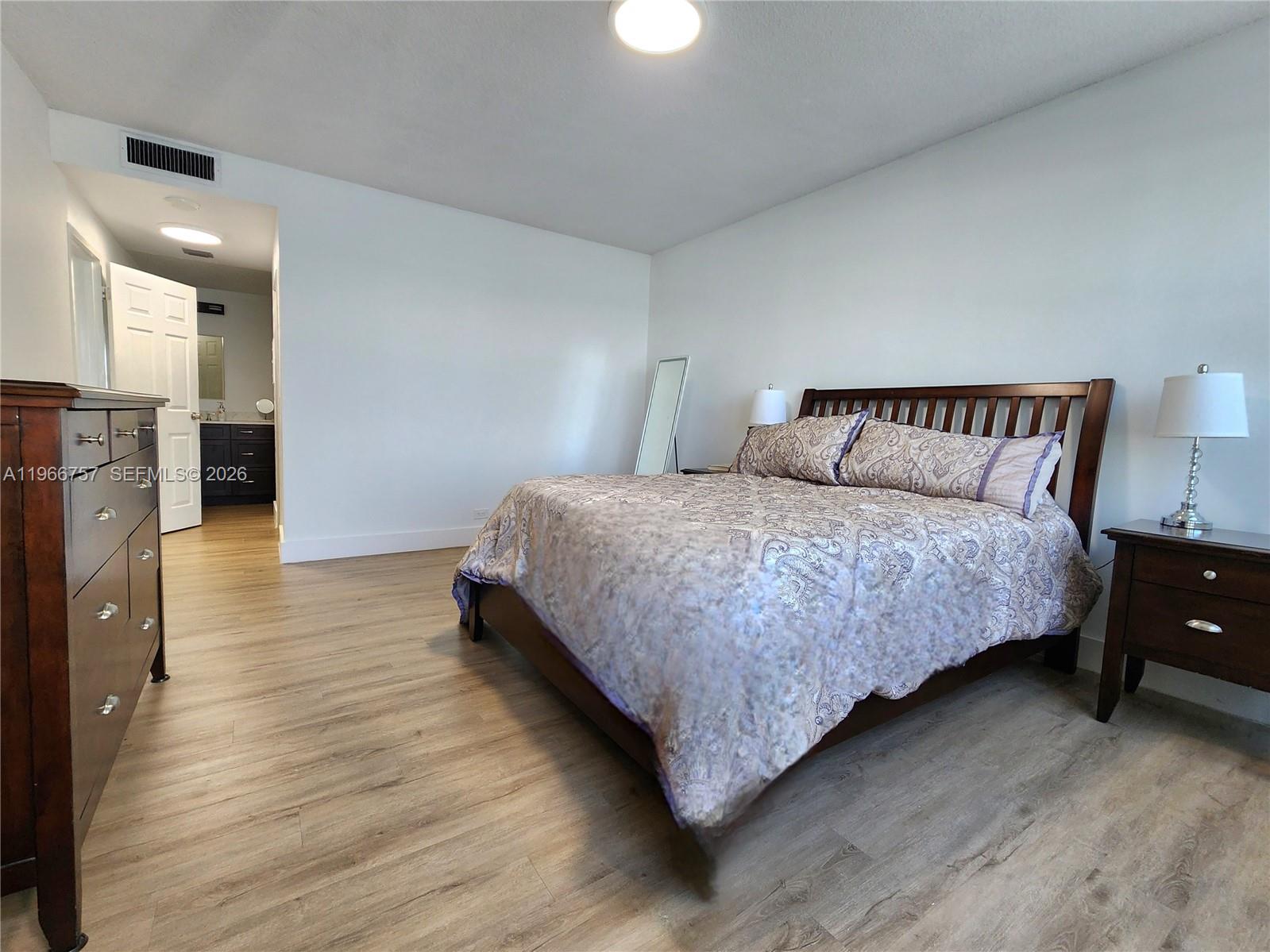 ALEXANDER TOWERS CONDO - Residential Lease