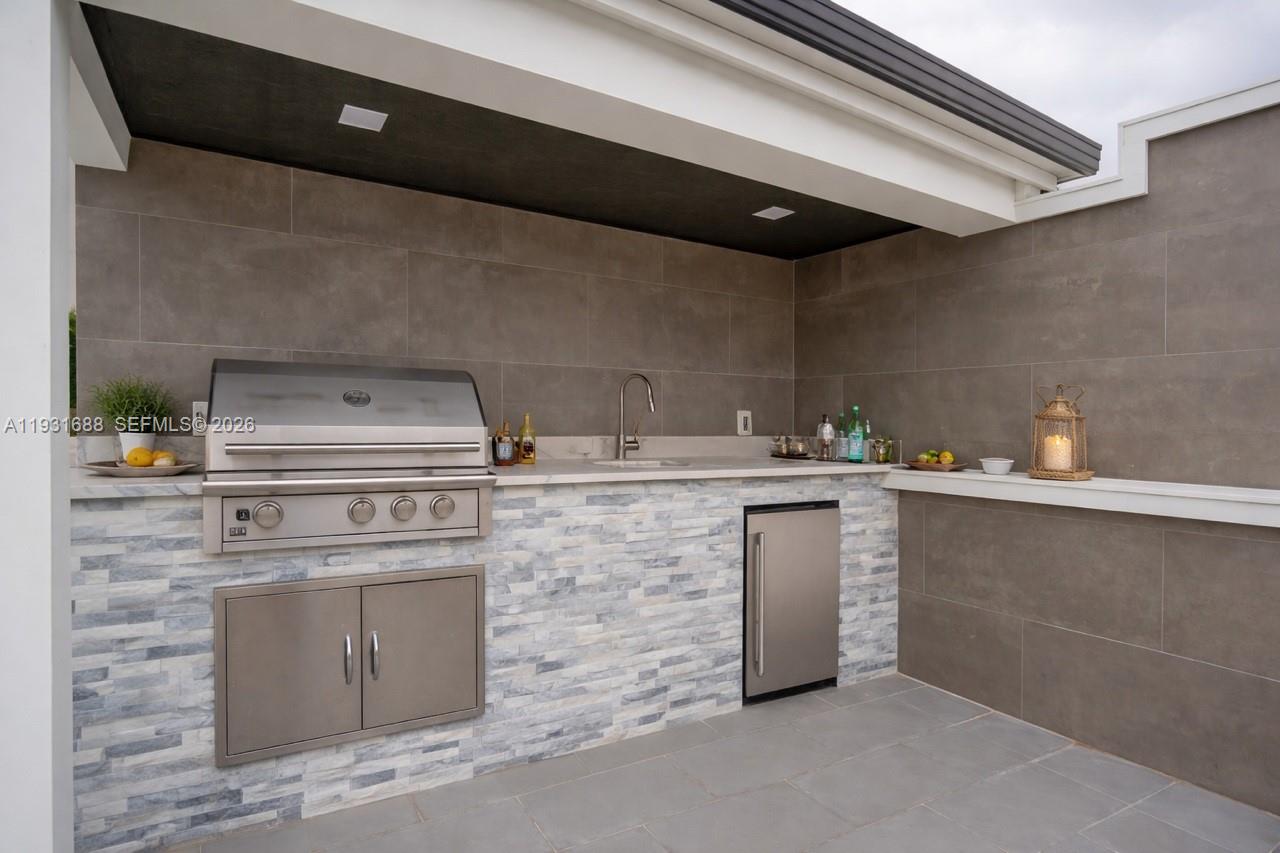 Park Shore - Residential