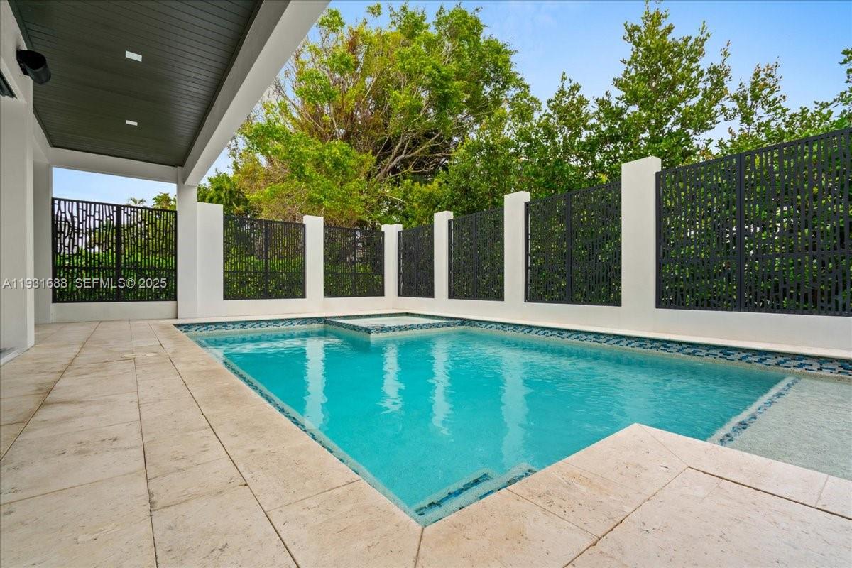 Park Shore - Residential