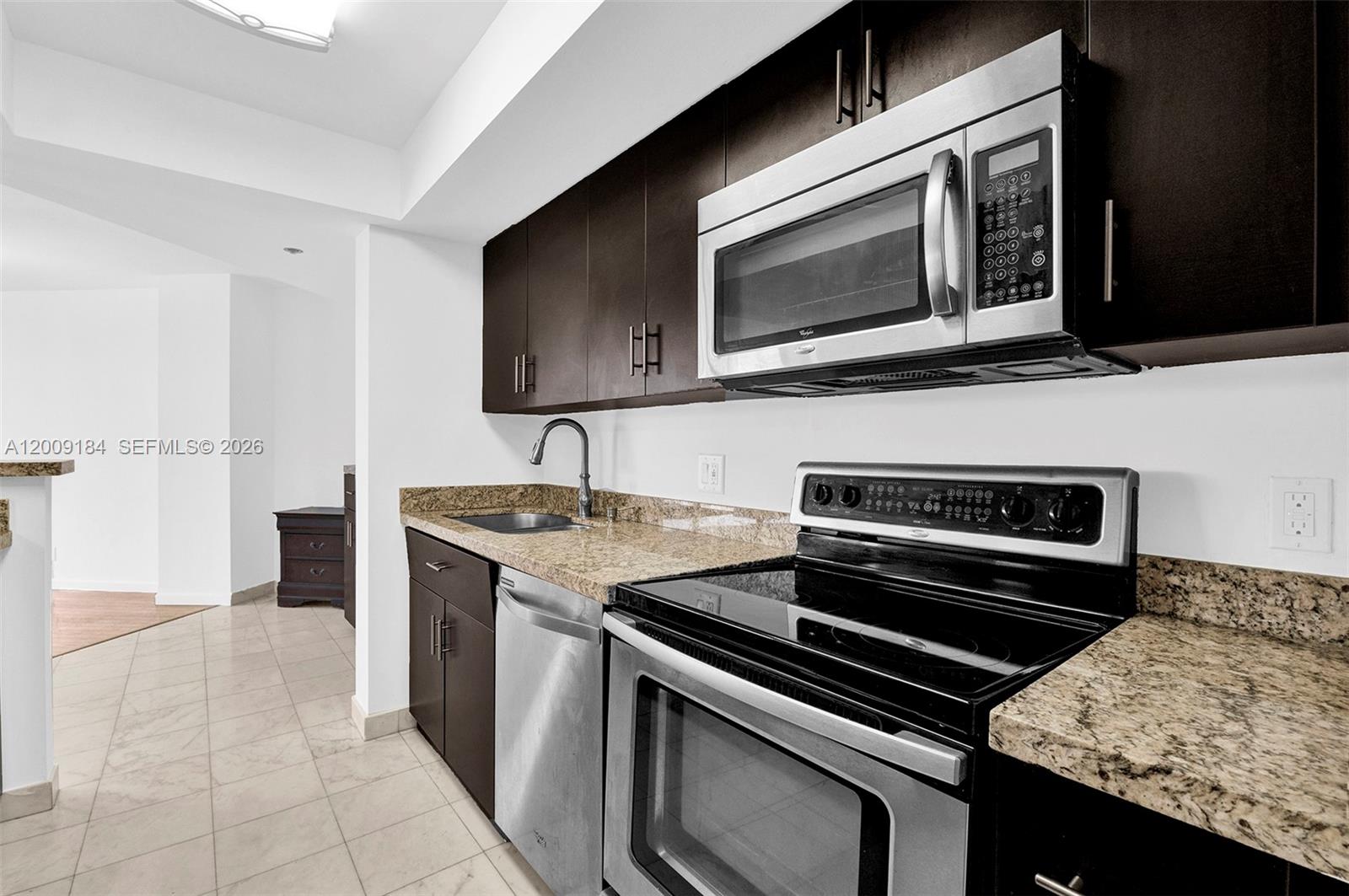 ANCHOR BAY CLUB CONDO - Residential