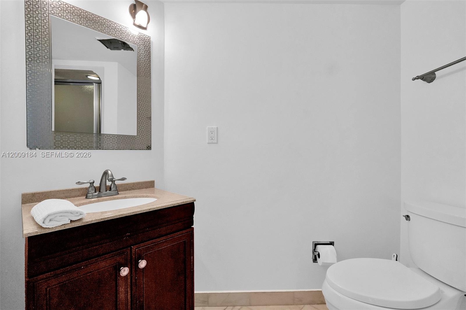 ANCHOR BAY CLUB CONDO - Residential