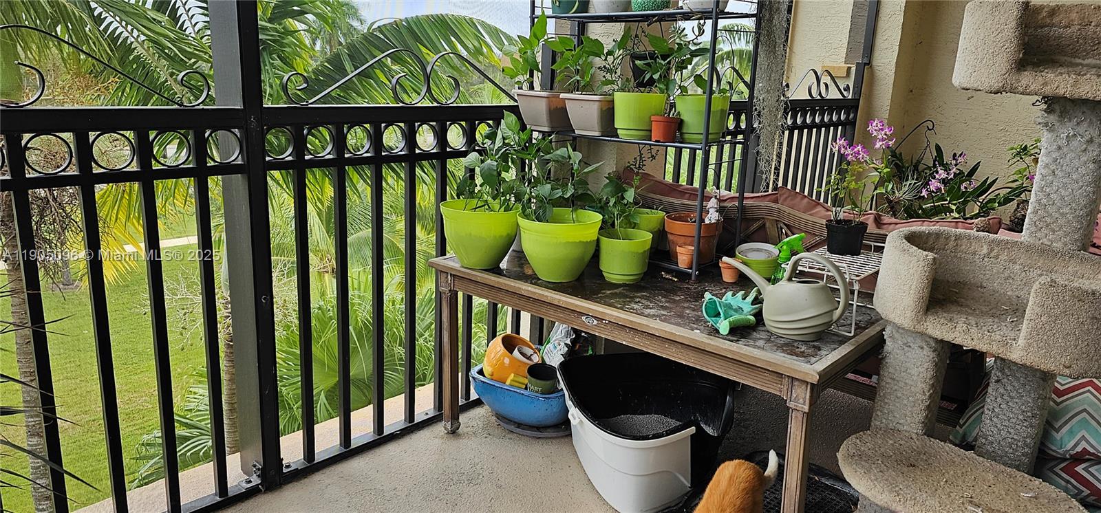 VILLA FLORA CONDO - Residential Lease