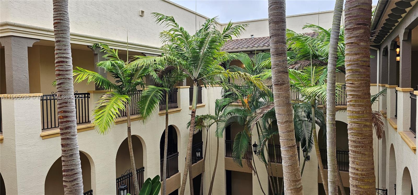 VILLA FLORA CONDO - Residential Lease