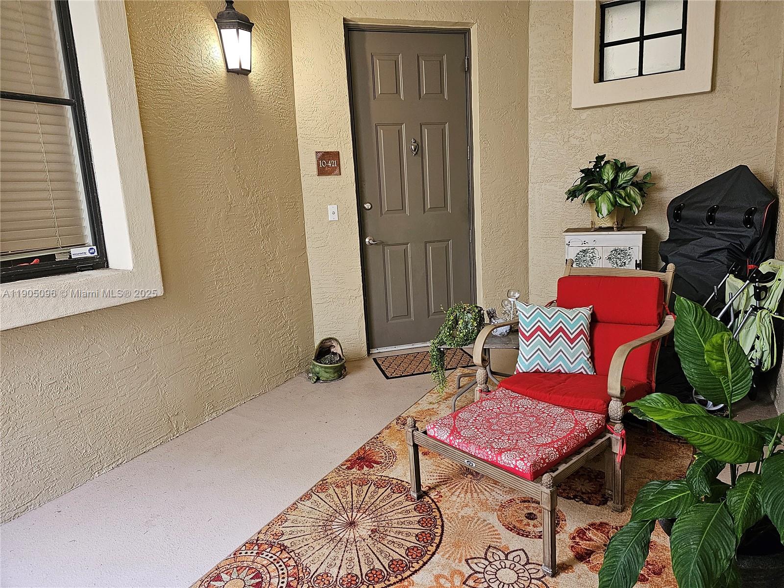 VILLA FLORA CONDO - Residential Lease