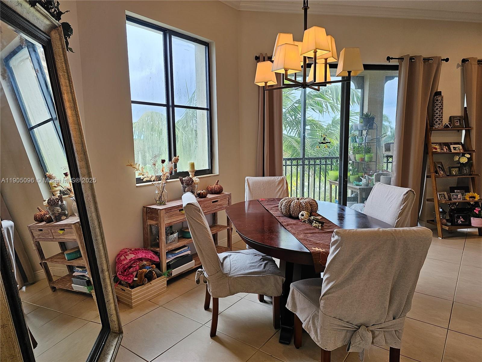 VILLA FLORA CONDO - Residential Lease