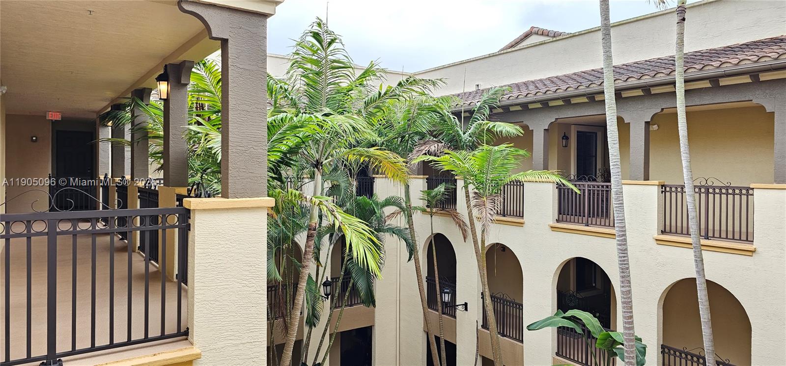 VILLA FLORA CONDO - Residential Lease