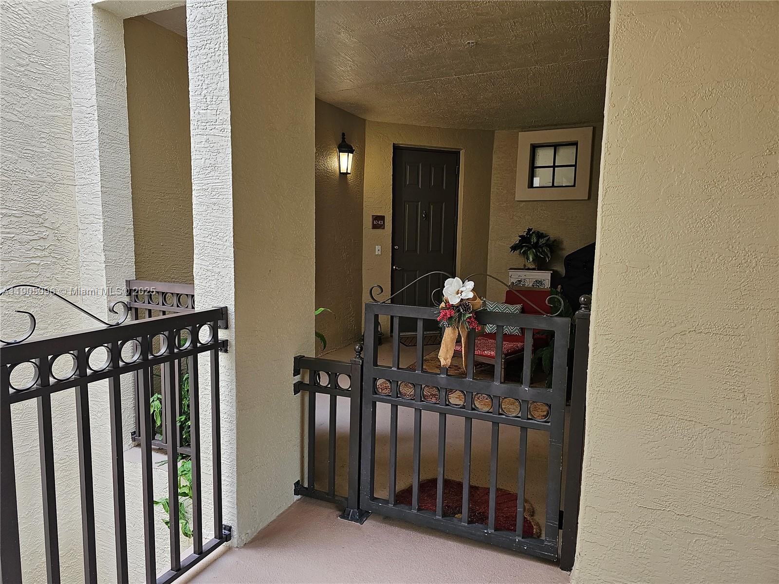 VILLA FLORA CONDO - Residential Lease