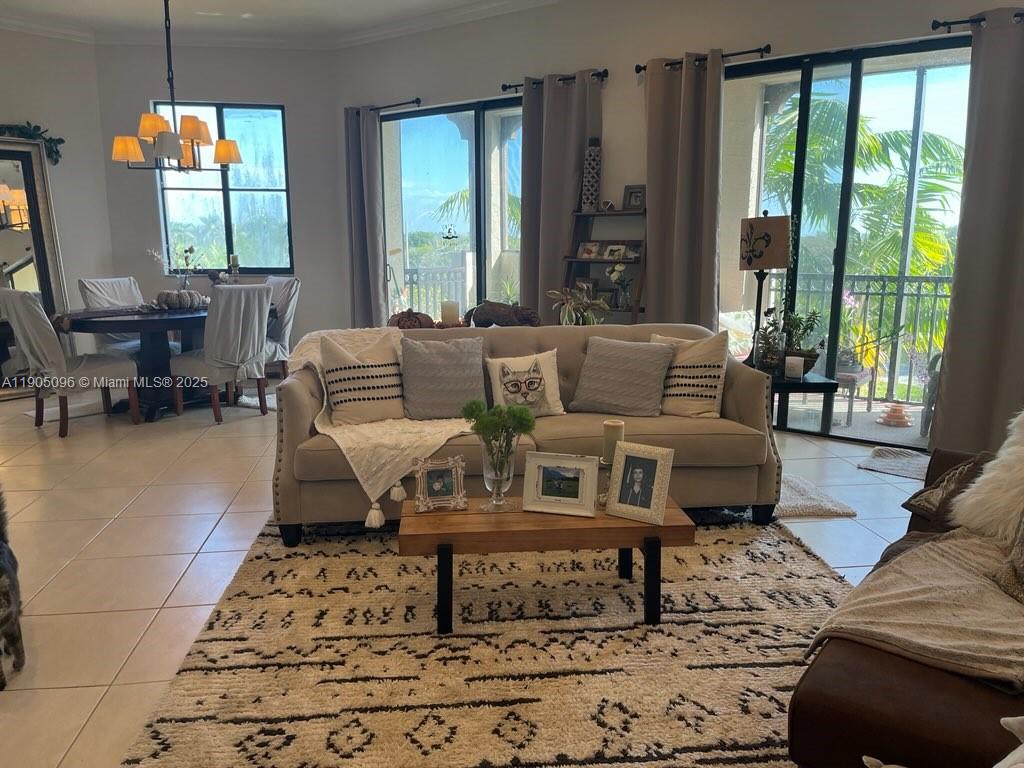 VILLA FLORA CONDO - Residential Lease