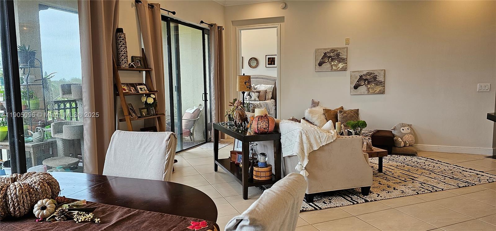 VILLA FLORA CONDO - Residential Lease