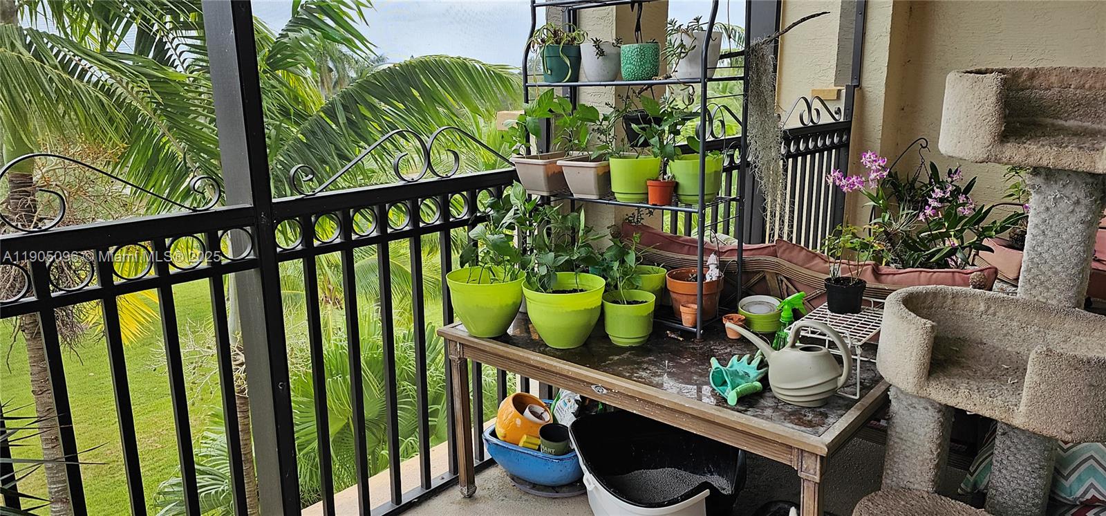 VILLA FLORA CONDO - Residential Lease